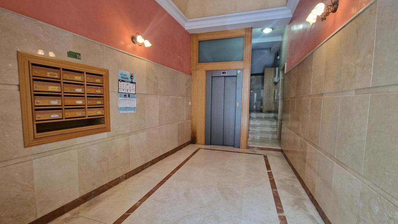 El Loft De San Juan Vut09468 Apartment Burgos Bagian luar foto
